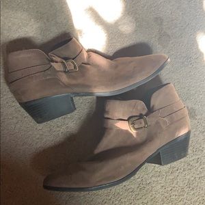 Cute brown Ankle Boots